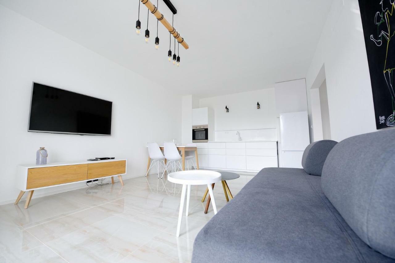 Center Aupark Apartment Piest'any Esterno foto